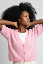 Lade das Bild in den Galerie-Viewer, CARDIGAN ‚So Sweet´, baby pink