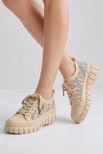 Lade das Bild in den Galerie-Viewer, SNEAKER `Chunky´