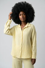 Lade das Bild in den Galerie-Viewer, BLUSE Musselin `Classic´, citrus