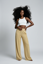 Lade das Bild in den Galerie-Viewer, HOSE `Classic & Sporty´, citrus