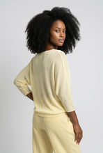 Lade das Bild in den Galerie-Viewer, PULLOVER Feinstrick Basic, citrus