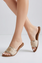 Lade das Bild in den Galerie-Viewer, PANTOLETTE `Golden Sign´, beige-gold