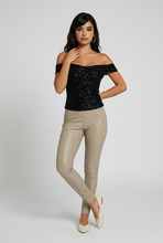 Lade das Bild in den Galerie-Viewer, LEGGINGS `Basic Piece´, taupe