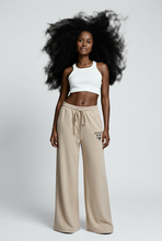 Lade das Bild in den Galerie-Viewer, HOSE `Paris Milano´, beige