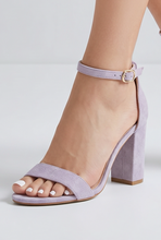 Lade das Bild in den Galerie-Viewer, SANDALETTE `Spring in Paris´, flieder