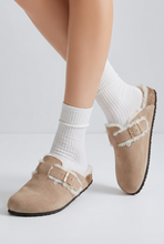 Lade das Bild in den Galerie-Viewer, HAUSSCHUHE `Cozy´, taupe