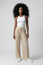 Lade das Bild in den Galerie-Viewer, HOSE Plissee Culotte, beige