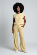 Lade das Bild in den Galerie-Viewer, HOSE `Classic & Sporty´, citrus