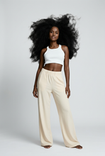 Lade das Bild in den Galerie-Viewer, HOSE `Classic & Sporty´, crème