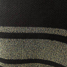 Lade das Bild in den Galerie-Viewer, TOP `Amour Paris´ (Feinstrick/ärmellos), schwarz-gold