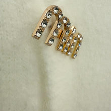 Lade das Bild in den Galerie-Viewer, CARDIGAN `Glam´, crèmeweiß