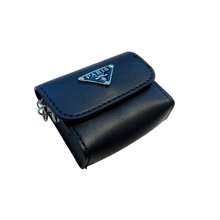 Lade das Bild in den Galerie-Viewer, TASCHE Microbag `Paris Milano´, schwarz