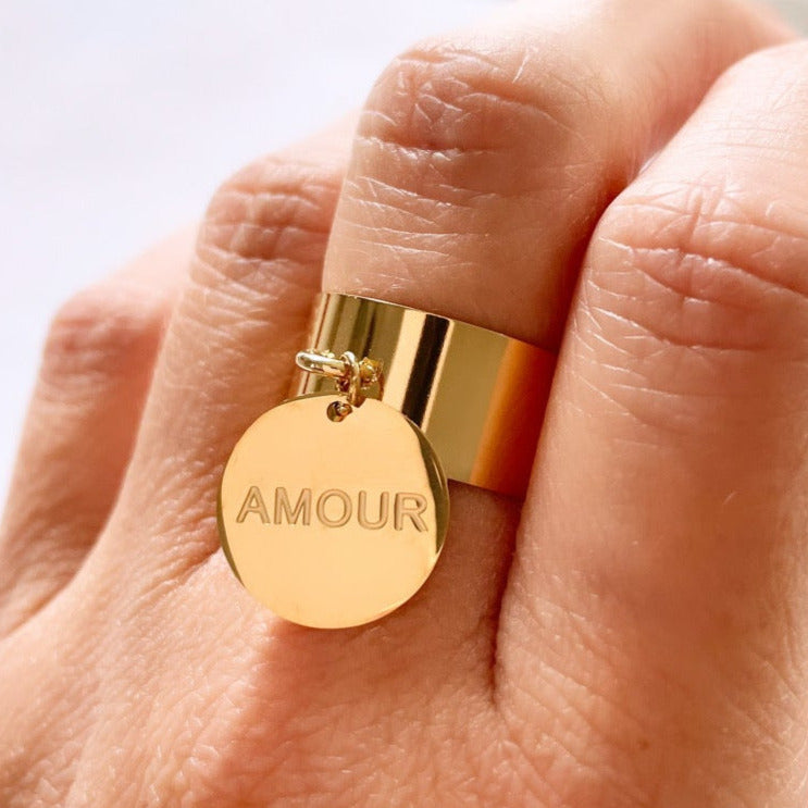 RING Plate with Amour, gold