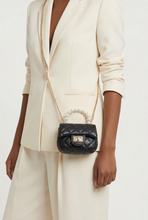 Lade das Bild in den Galerie-Viewer, TASCHE Microbag `Coco´, schwarz