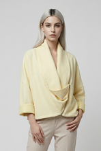 Lade das Bild in den Galerie-Viewer, JACKE `Suede´, citrus