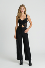 Lade das Bild in den Galerie-Viewer, TOP `Butterfly´, schwarz