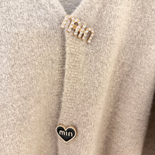 Lade das Bild in den Galerie-Viewer, CARDIGAN `Glam´, beige