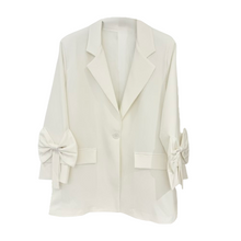 Lade das Bild in den Galerie-Viewer, BLAZER `Bow´, weiß
