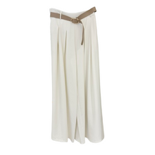 Lade das Bild in den Galerie-Viewer, HOSE `Fashionista´ (Extra Wide Leg), weiß