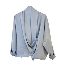 Lade das Bild in den Galerie-Viewer, JACKE `Suede´, baby blue