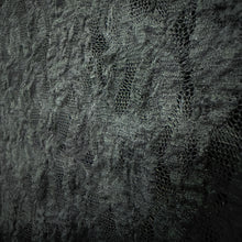 Lade das Bild in den Galerie-Viewer, TOP `Lace´ (weiter Ausschnitt), schwarz