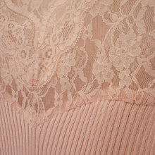 Lade das Bild in den Galerie-Viewer, TOP `Elegant Lace´ (ärmellos), rosa