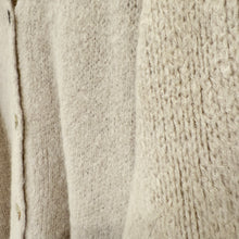Lade das Bild in den Galerie-Viewer, CARDIGAN `Elegant Piece´ (Alpaka), taupe