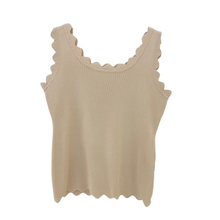 Lade das Bild in den Galerie-Viewer, TOP `Sweet Waves´, beige