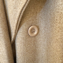 Lade das Bild in den Galerie-Viewer, MANTEL `Parisian Chic´, mousse