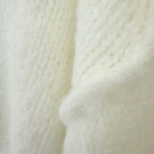 Lade das Bild in den Galerie-Viewer, PULLOVER `Cozy It-Piece´ (Short), crèmeweiß