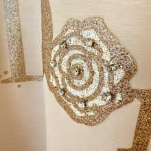 Lade das Bild in den Galerie-Viewer, PULLOVER Sweater `Glam Statement´, beige