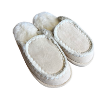 Lade das Bild in den Galerie-Viewer, HAUSSCHUHE `Cozy´, beige