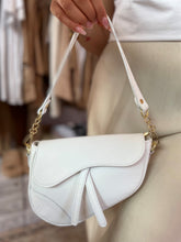 Lade das Bild in den Galerie-Viewer, TASCHE Fashion Lover, weiß