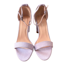 Lade das Bild in den Galerie-Viewer, SANDALETTE `Spring in Paris´, flieder