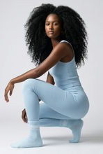 Lade das Bild in den Galerie-Viewer, STRÜMPFE `SOHO´, baby blue
