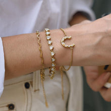 Lade das Bild in den Galerie-Viewer, ARMBAND `Good Luck´, gold
