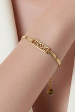 Lade das Bild in den Galerie-Viewer, ARMBAND Snake Statement, gold
