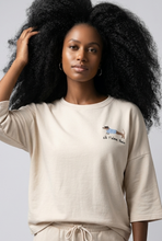 Lade das Bild in den Galerie-Viewer, PULLOVER Sweater `Sweet Dog´, beige
