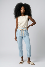 Lade das Bild in den Galerie-Viewer, HOSE `Sweet Linen´, baby blue
