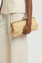 Lade das Bild in den Galerie-Viewer, TASCHE `Shell´, sunflower
