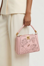 Lade das Bild in den Galerie-Viewer, TASCHE `Butterfly´, soft rose
