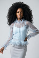 Lade das Bild in den Galerie-Viewer, TOP `Lady´, baby blue
