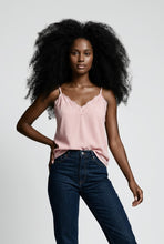Lade das Bild in den Galerie-Viewer, TOP `So sweet Basic´, powder pink
