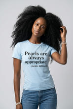 Lade das Bild in den Galerie-Viewer, T-SHIRT `Pearls´, baby blue
