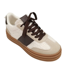 Lade das Bild in den Galerie-Viewer, SNEAKER `Cozy´, mokka
