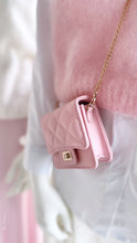 Lade das Bild in den Galerie-Viewer, TASCHE Microbag `Parisienne´, rosa
