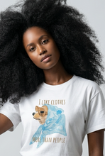 Lade das Bild in den Galerie-Viewer, T-SHIRT `Fashion Dog´, weiß-baby blue
