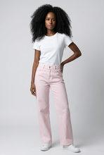 Lade das Bild in den Galerie-Viewer, HOSE Jeans ‚Pastel‘ (Wide Leg), rosa
