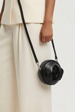 Lade das Bild in den Galerie-Viewer, TASCHE Minibag `Coco´, schwarz
