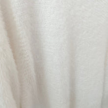 Lade das Bild in den Galerie-Viewer, PULLOVER Ultracozy, weiß
